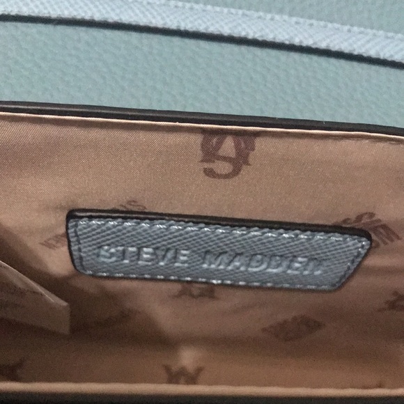 NWT Steven Madden BStyle Faux Leather Studded Cross Body Bag. - Picture 7 of 7